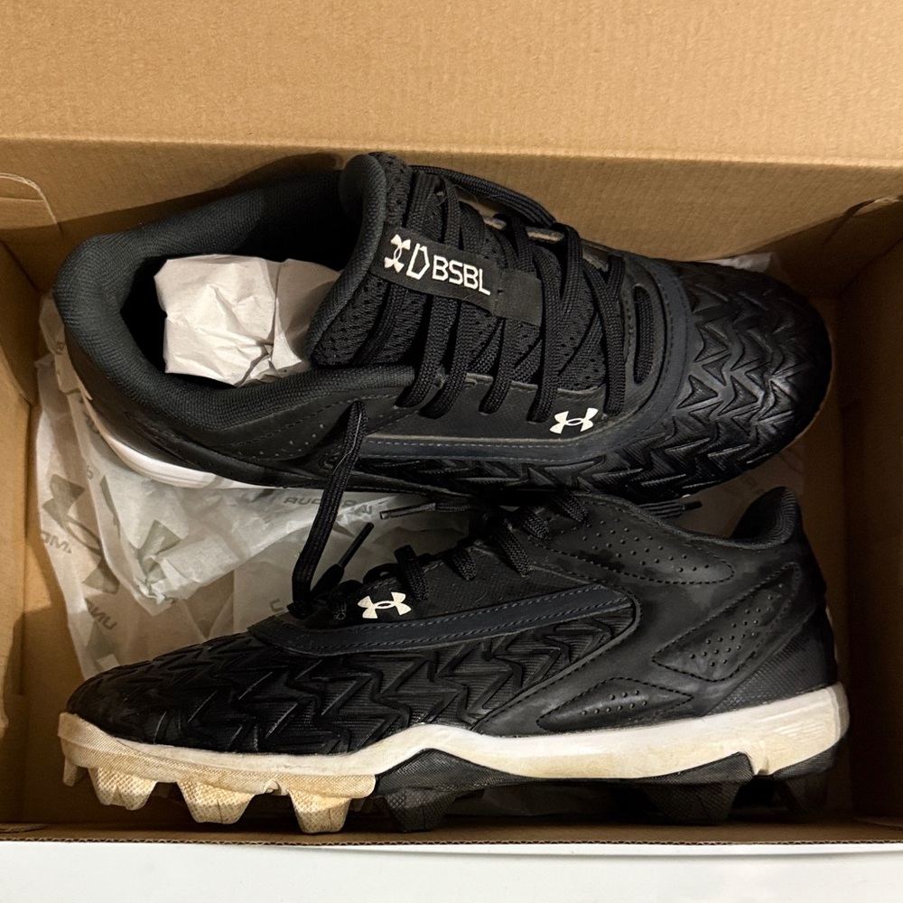 Under Armour Black Men's Baseball Cleats